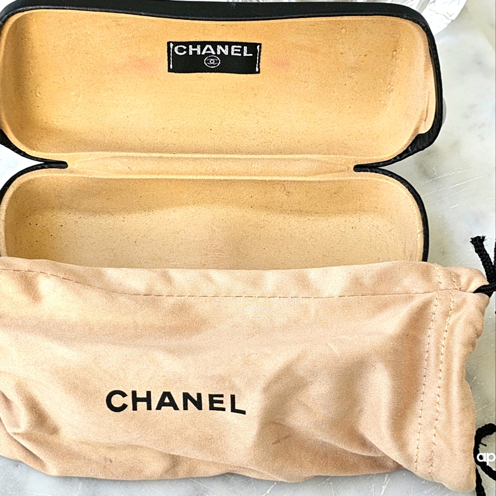 Chanel Sunglasses - Picture 6 of 9